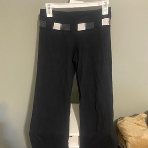 Lululemon pants size 6